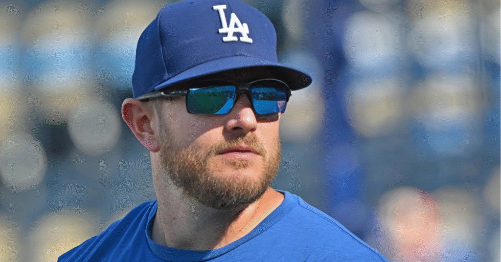 Max Muncy knee MRI update