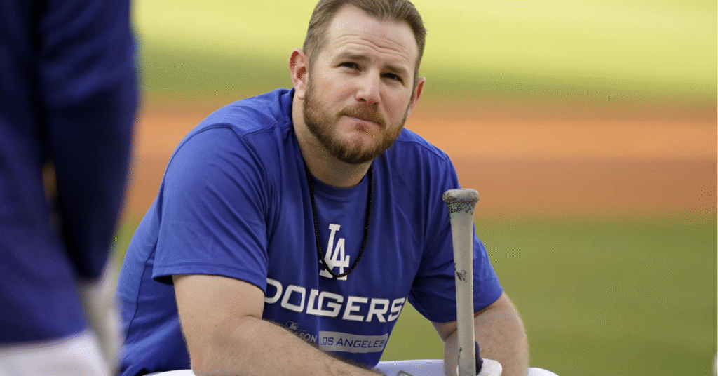 Max Muncy knee MRI update