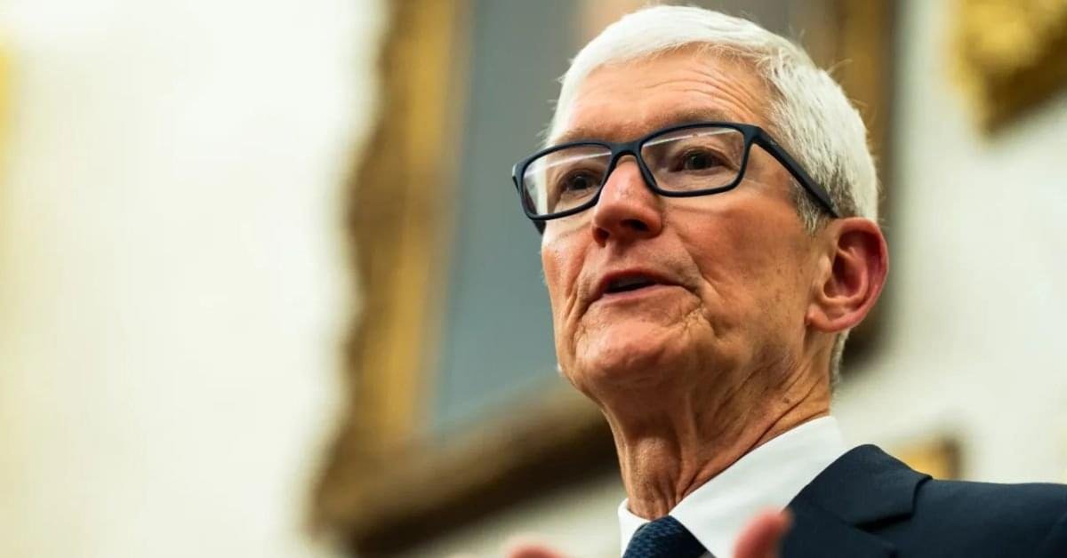 Tim Cook Apple CEO